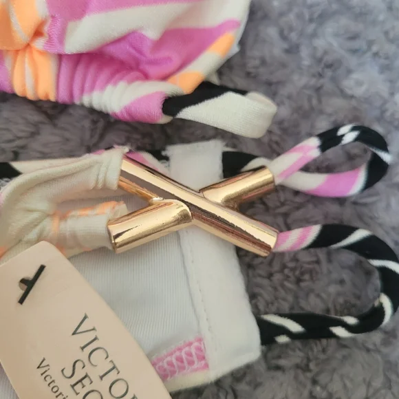 Stylish Multicolor Bikini Set - Picture 8 of 10